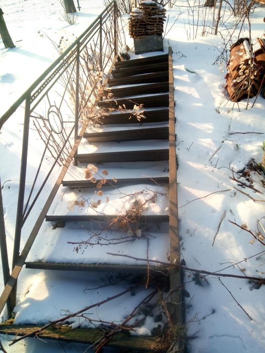 Schody masywne solidnie wykonane