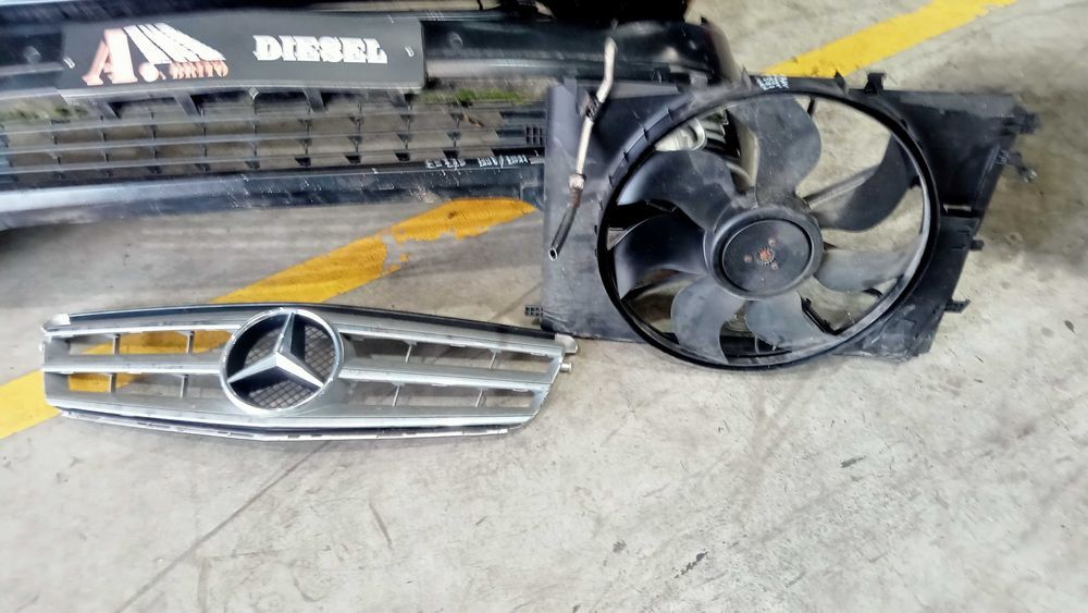 varias peças Mercedes c220 w204
