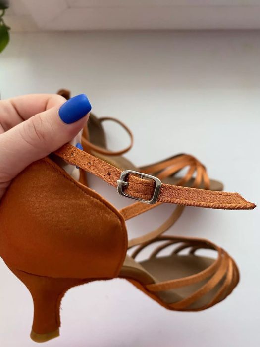 Profesjonalne buty do tanca 38