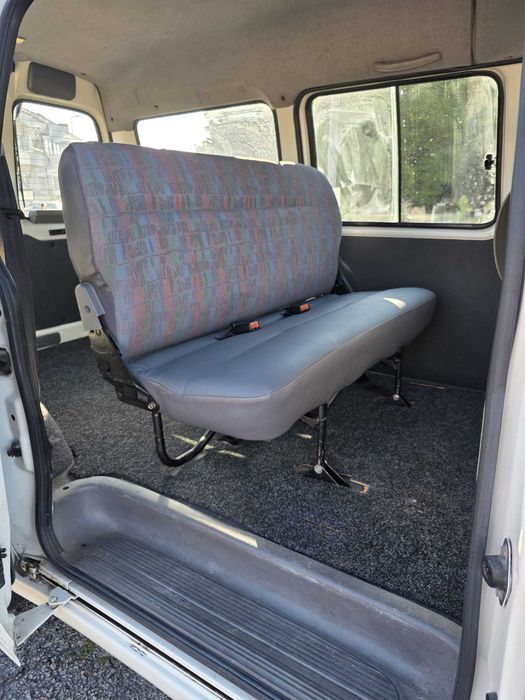 Imaculada Nissan Vanette 2.3D (5 Lugares / Mista) Vários Extras