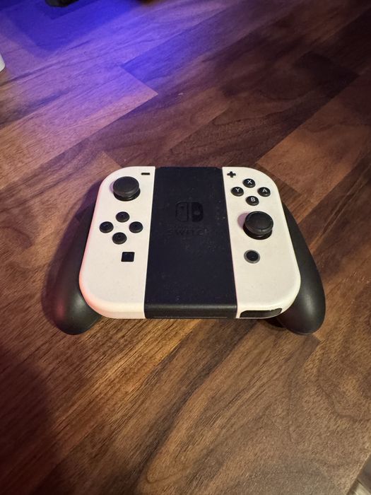 Nintendo Switch OLed Branca