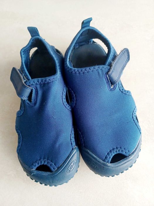 Klapki, buty basenowe, do wody r. 29