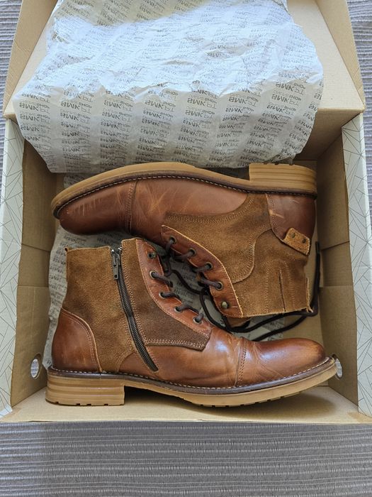 Botas de pele SMK tamanho 43