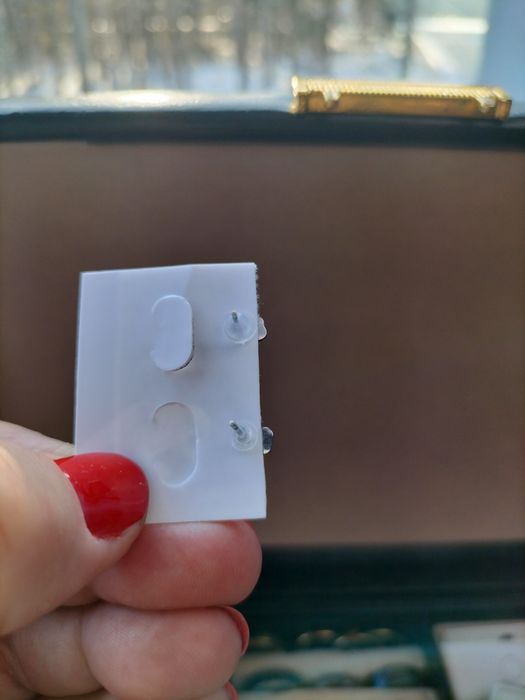 Kolczyki srebrne kończynki