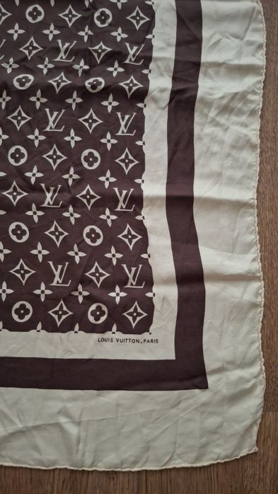 Платок і шарф Louis Vuitton