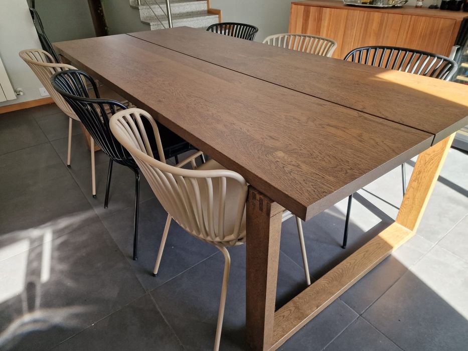 Conjunto Mesa de jantar em madeira + 6 cadeiras/Excelente estado