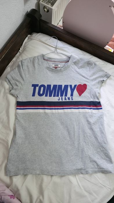 Szara koszulka tommy hilfiger tommy jeans tshirt damski