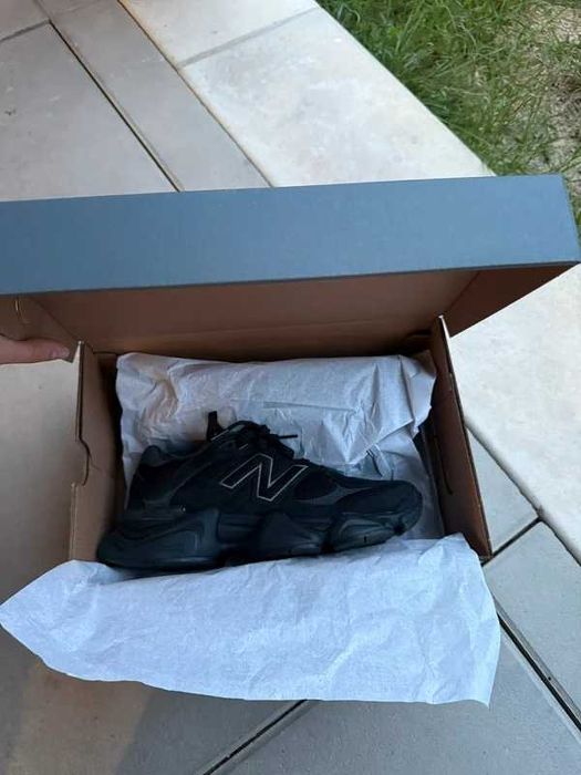 New Balance 9060 Triple Black R.38