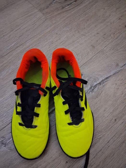 Buty dziecięce rozm.34 turfy