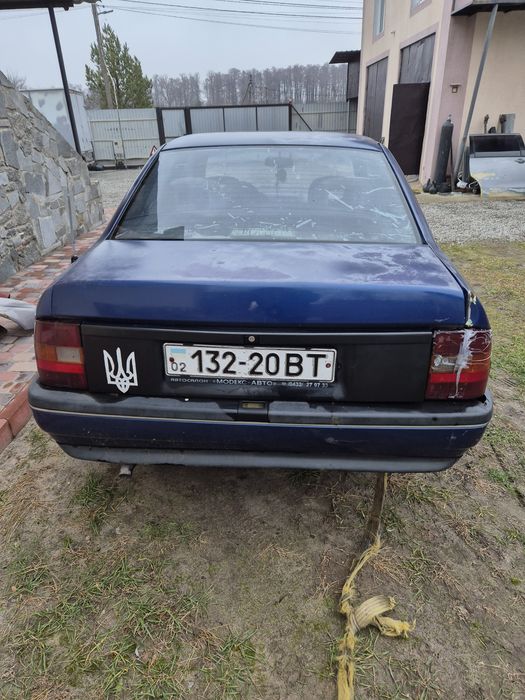 Опель Вектра 1992 р.в не на ходу, документи, по запчастинах