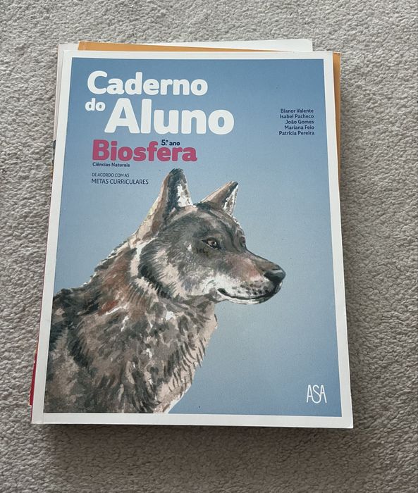 Livros escolares