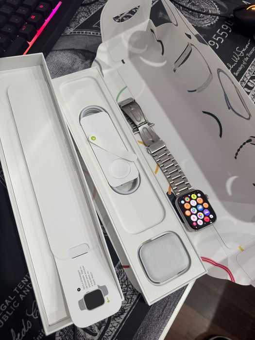 Apple Watch series 8 45mm silver stainless