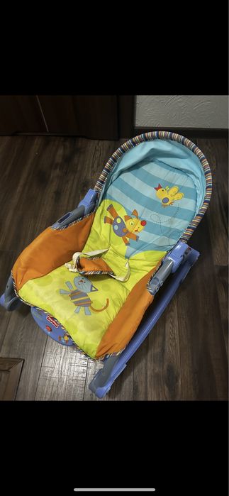 Leżaczek bujaczek fisher price rocker