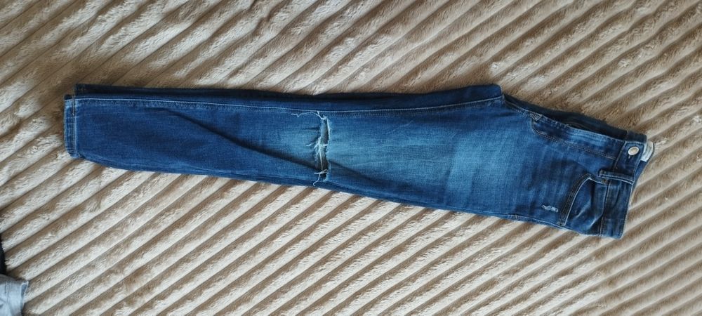 Spodnie jeansowe