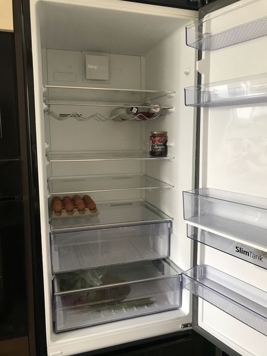 Lodówka Beko MCNA400E30DP - części