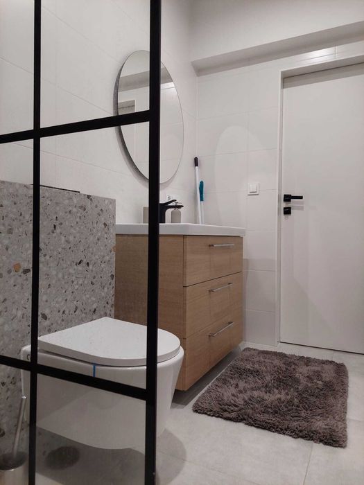 Ścisłe centrum, piękna kawalerka w apartamentowcu z 2022r. pow. 35m2.