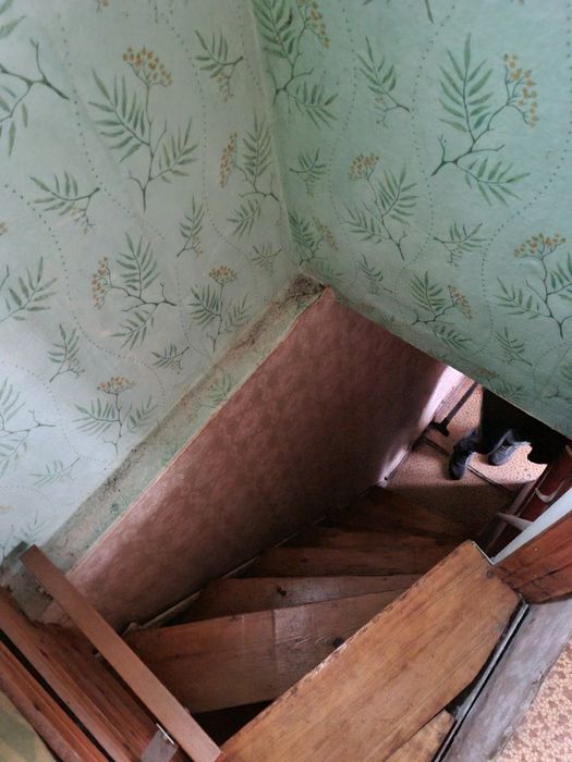 Продам дачу в Ермолаевке на берегу реки!