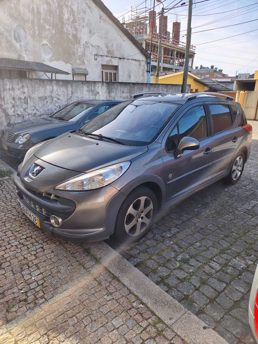 PEUGEOT 207 SW 1.6 HDi 90 CV c/ teto panorâmico