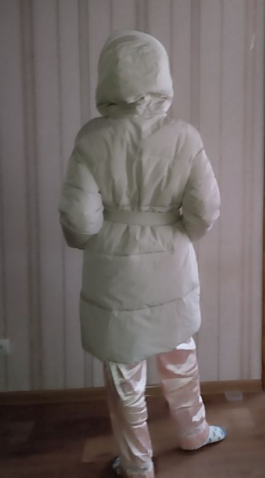 якісна куртка пуховик пальто з хутром