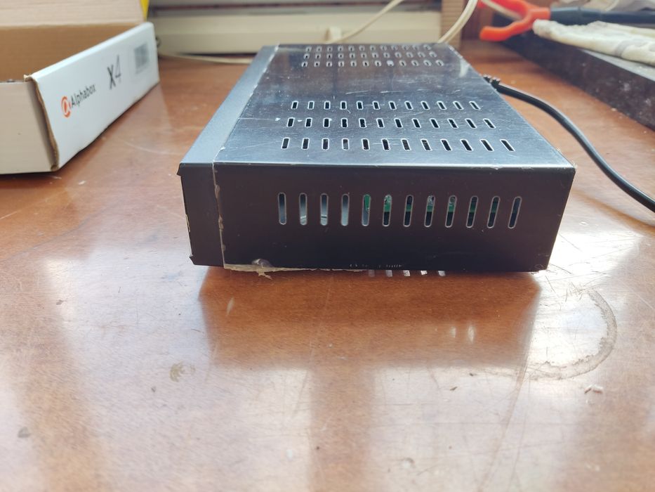 Спутниковый ресивер Alphabox X4