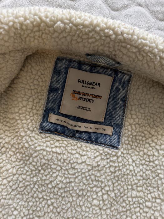 Джинсова куртка  Pull & Bear