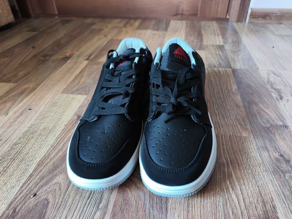 Кросівки Stilli шкіряні