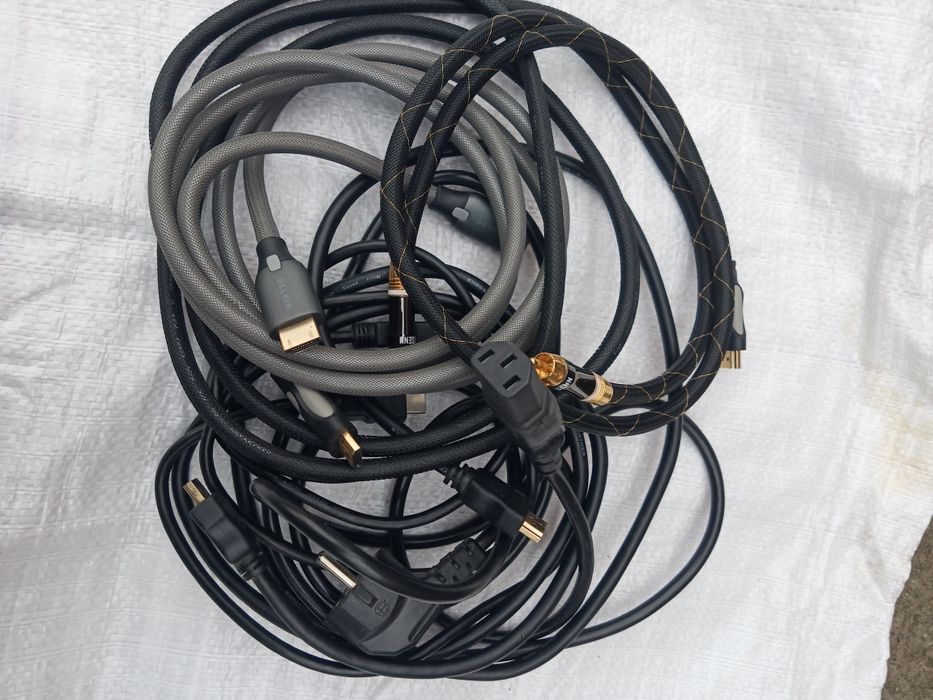 Шнур для соединения