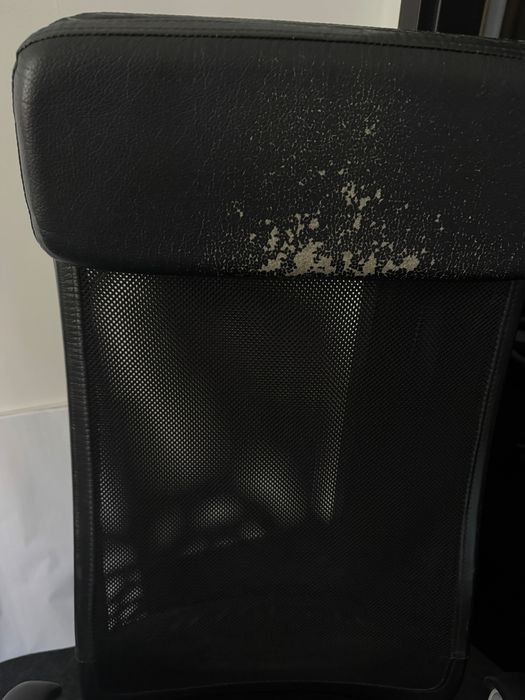 Krzesło biurowe Ikea Markus czarna skóra