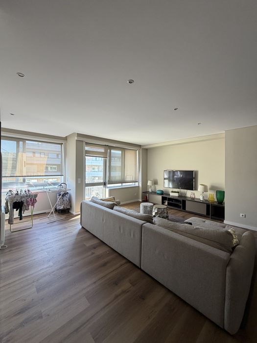 Suite num Apartamento junto à Rotunda da Boavista, Porto