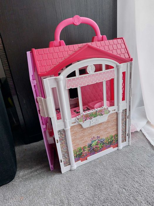 Rozkładany domek Barbie