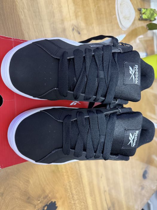 Reebok retro mega