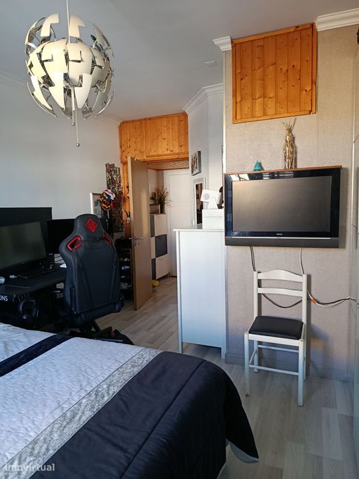 Moradia T2 +2 com piscina aquecida em Samora Correia