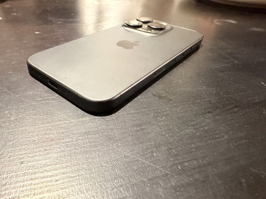 iPhone 15 pro, 256 GB, Ideał