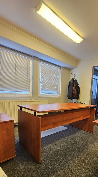 Zestaw mebli biurowych regał + biuro + stol + kontenerek na dokumenty