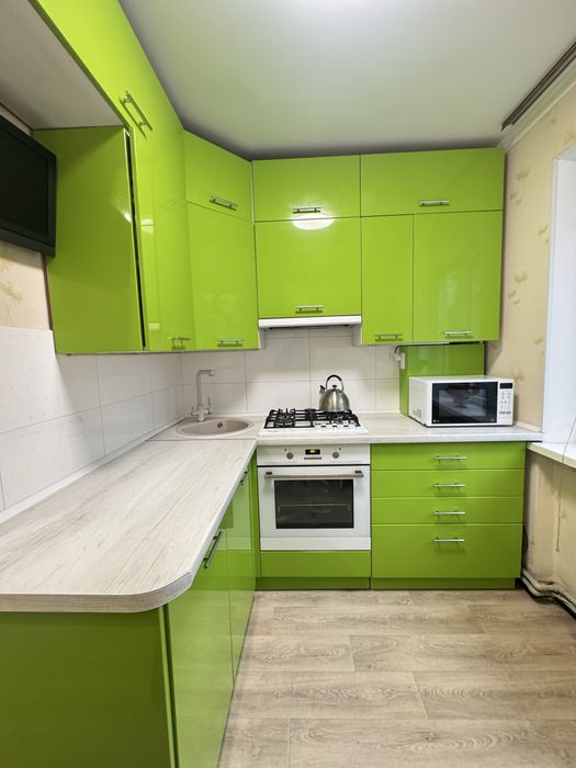 Продам 3-х кімнатну квартиру