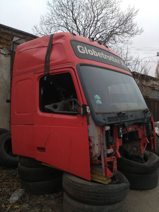 Кабина Volvo FH12