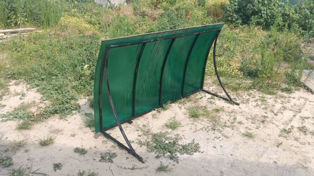 Продам навіс ( козирьок)