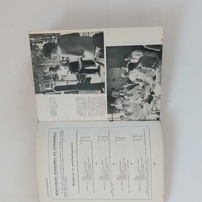 La Photographie et le Cinéma d’Amateur. Dessins de Beuville.  Autor Jean Roubier.  Editora Librairie Larousse, Paris.   Ano: 1956