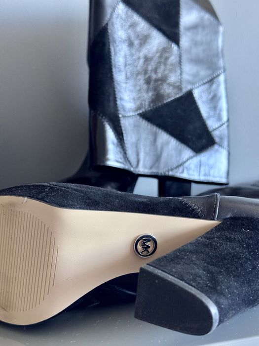 Skórzane kozaki Michael Kors 36,5 Zamszowe. Koturn/słupek