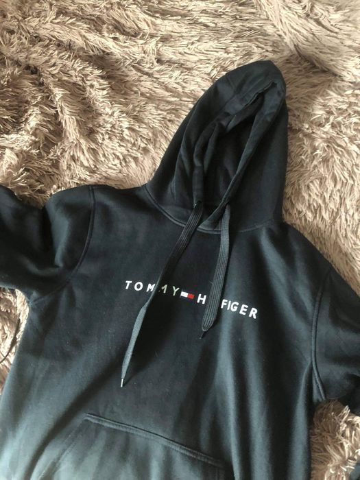 Bluza czarna z napisem