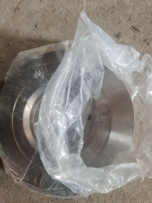 Гальмівний диск Mitsubishi Outlander (зад)