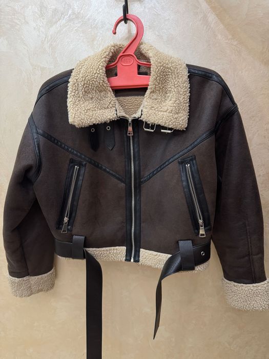 Куртка жіноча Zara