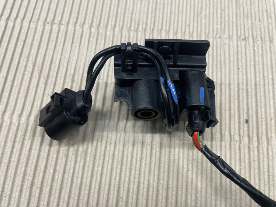 bmw e90 e91 zabezpieczenie biegunów webasto 9010574d