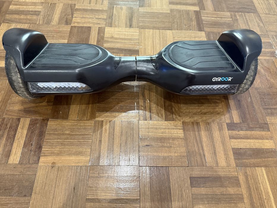 Hoverboard praticamente novo troco por trotinete eletrica