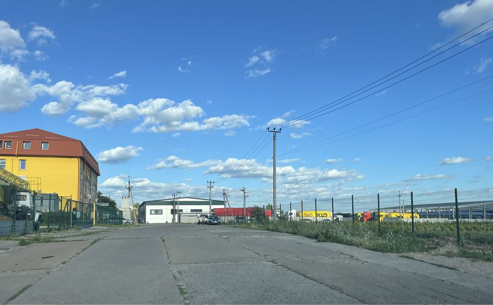 Промзона. 30 соток. Асфальт.