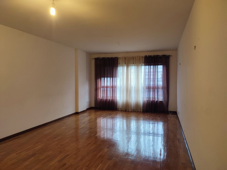 Apartamento  T2 - Maia Centro  - 98m²