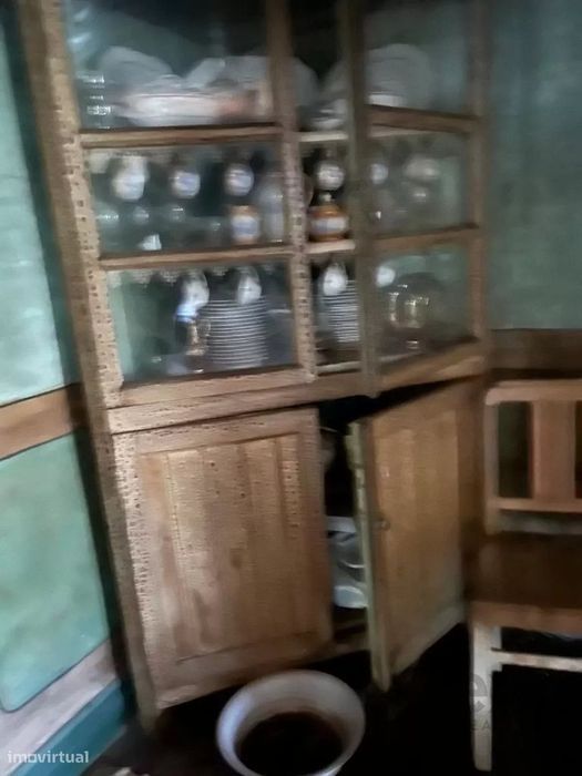 Casa Espaçosa em Caçarelhos e Angueira