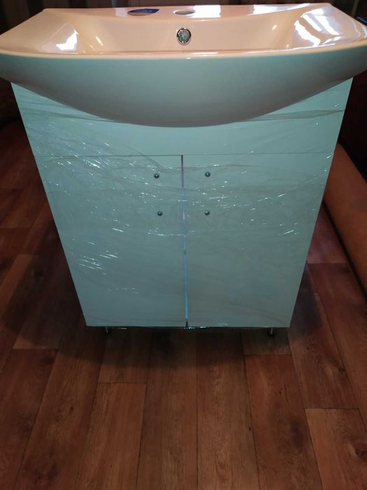 Умывальник Тумба Мебель в ванную комнату. (ДСП 65см.)