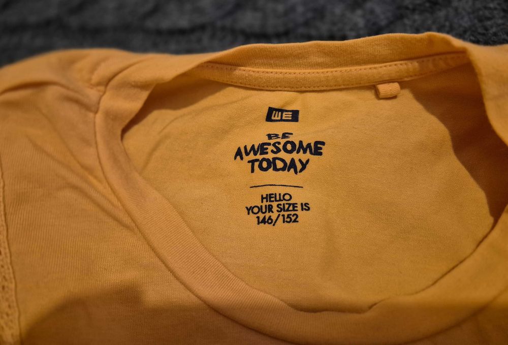 Bluzeczka dziewczęca We Fashion 146/152