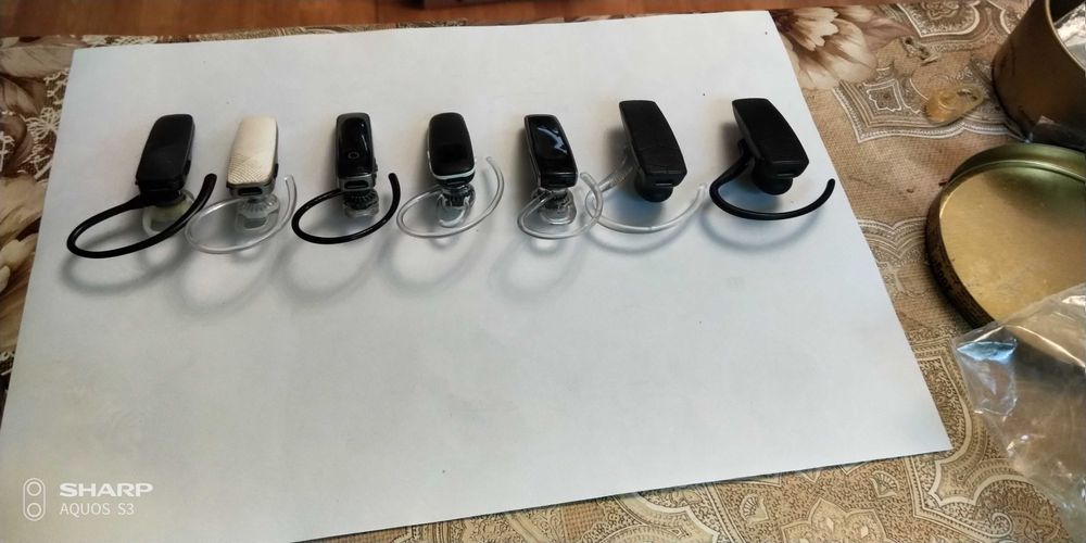 Гарнитура Bluetooth Plantronics, разные модели